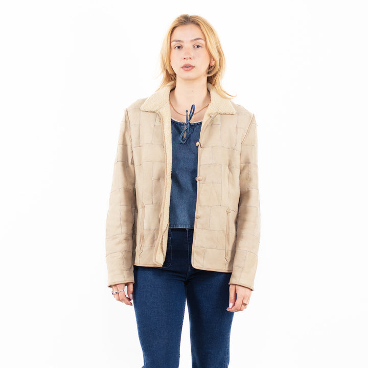 Vintage 90's Women Sheepskin Jacket in BeigeA0038