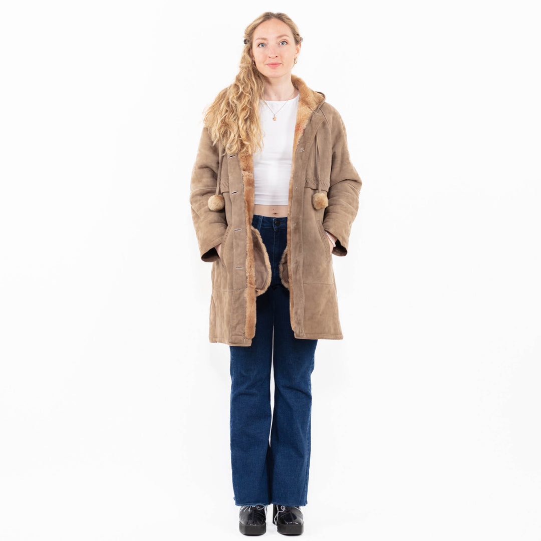 Vintage 90's Women Sheepskin Coat in Beige