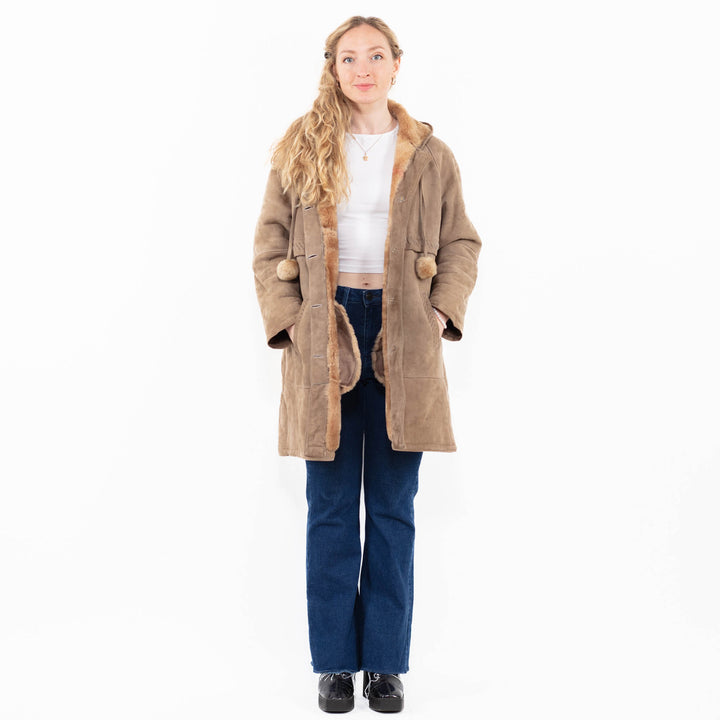Vintage 90's Women Sheepskin Coat in Beige