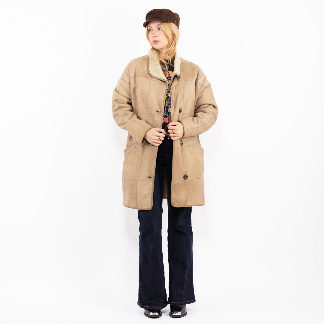 Vintage 90's Women Sheepskin Coat in Beige