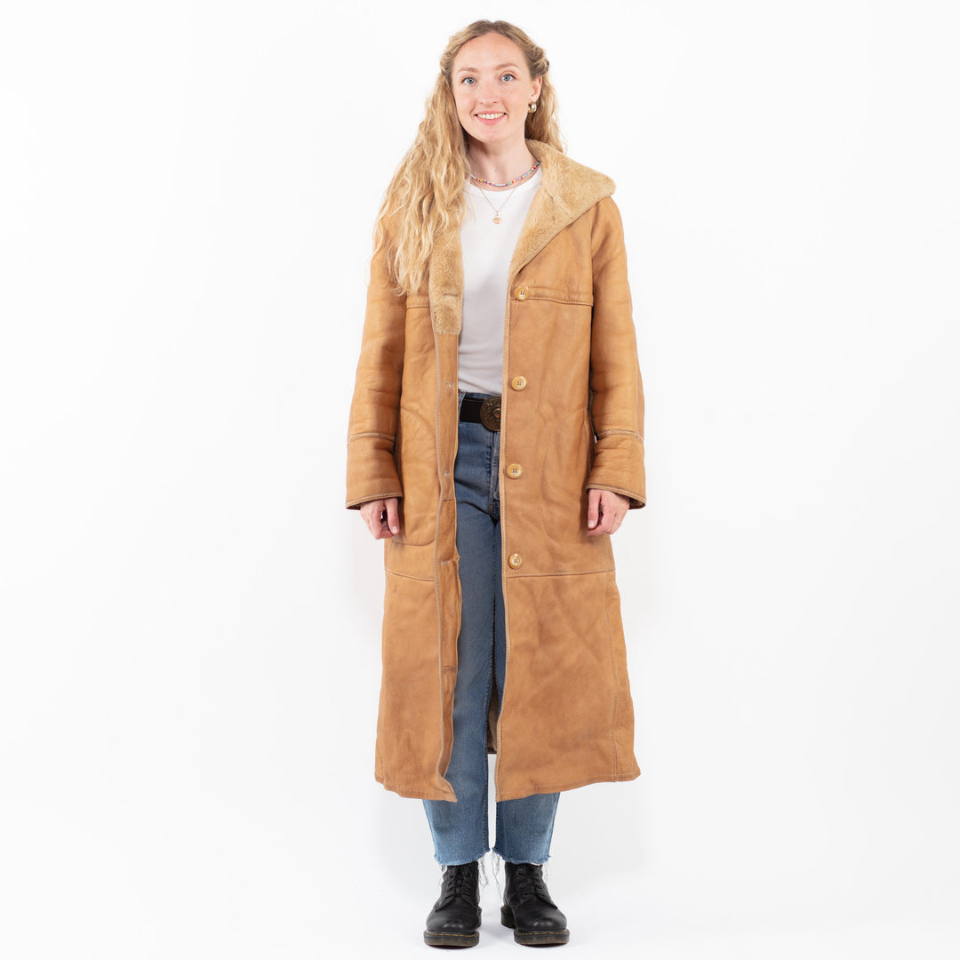 Vintage 90's Women Sheepskin Coat in BrownA0250
