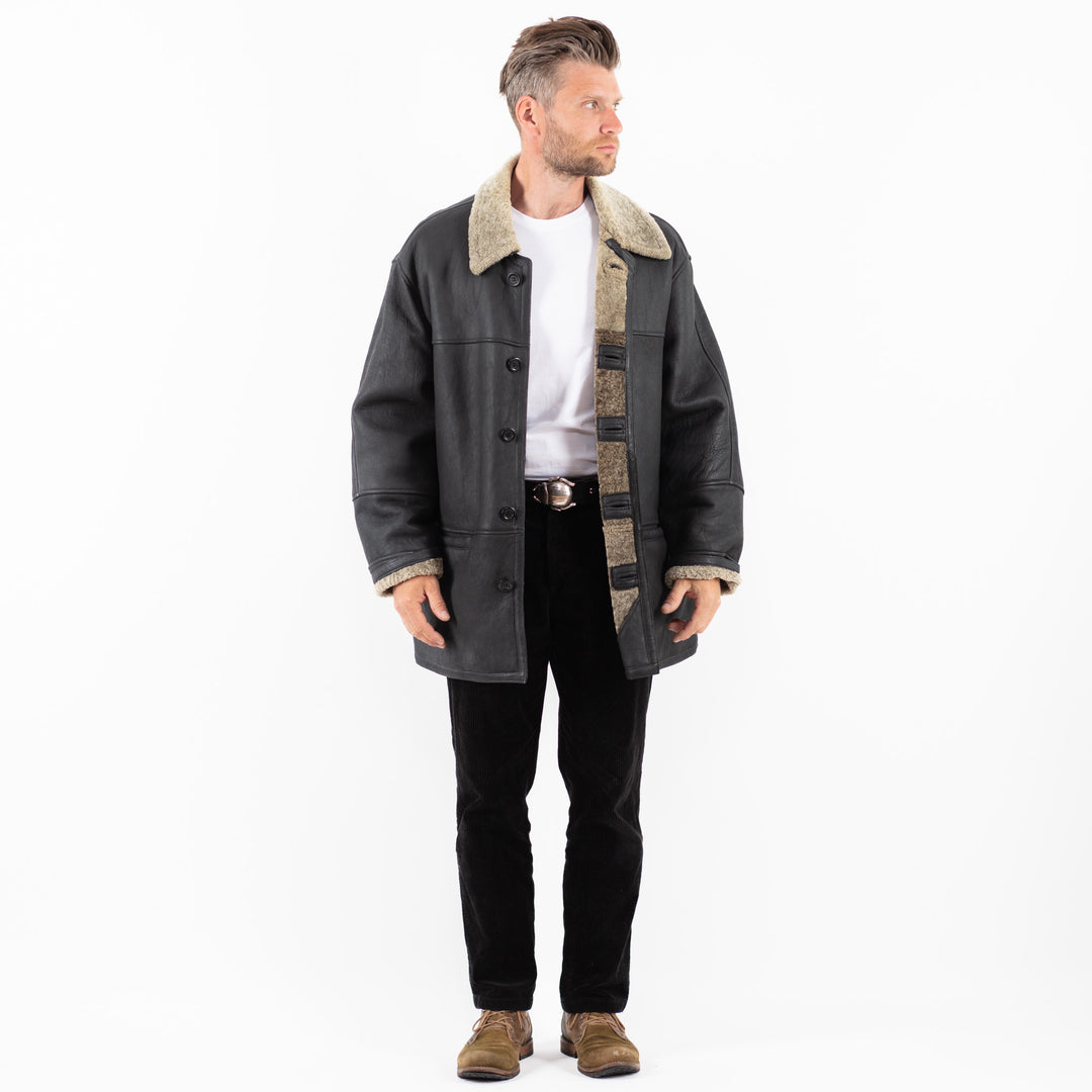 Vintage 90's Men Sheepskin Coat in BlackZ1821