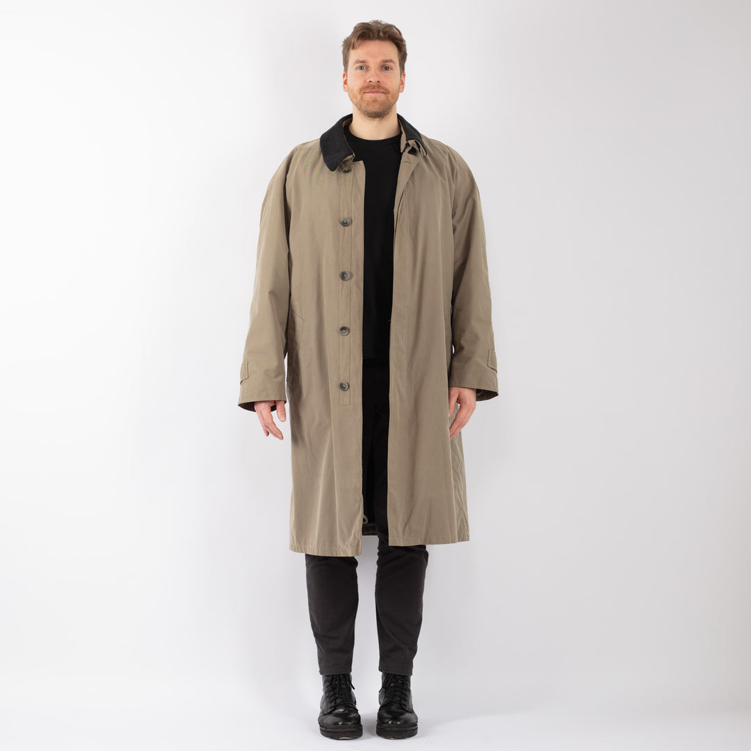 Vintage 90's Men Mac Coat in BeigeZ1249