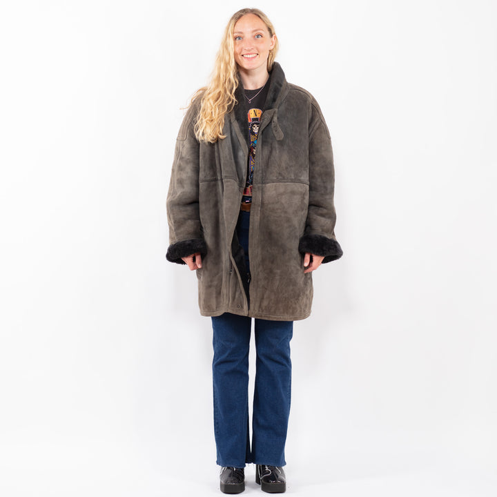 Vintage 90's Women Sheepskin Coat in GrayA0355