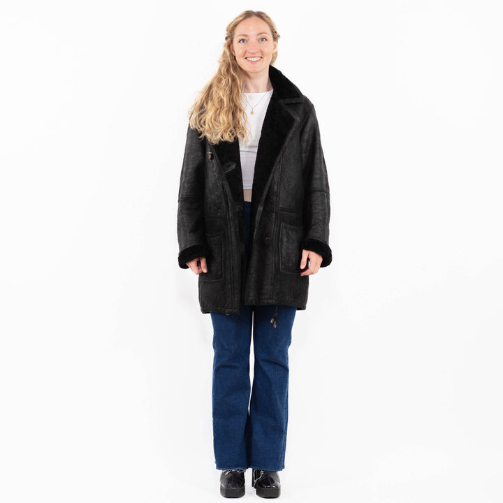 Vintage 90's Women Hooded Sheepskin Coat in Black