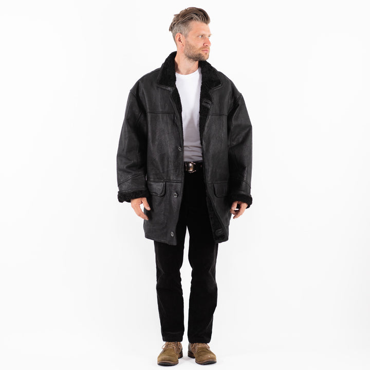 Vintage 90's Men Sheepskin Coat in BlackZ1825