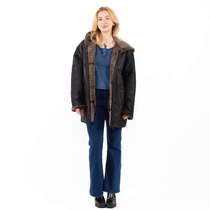 Vintage 90's Women Sheepskin Coat in BlackA0051