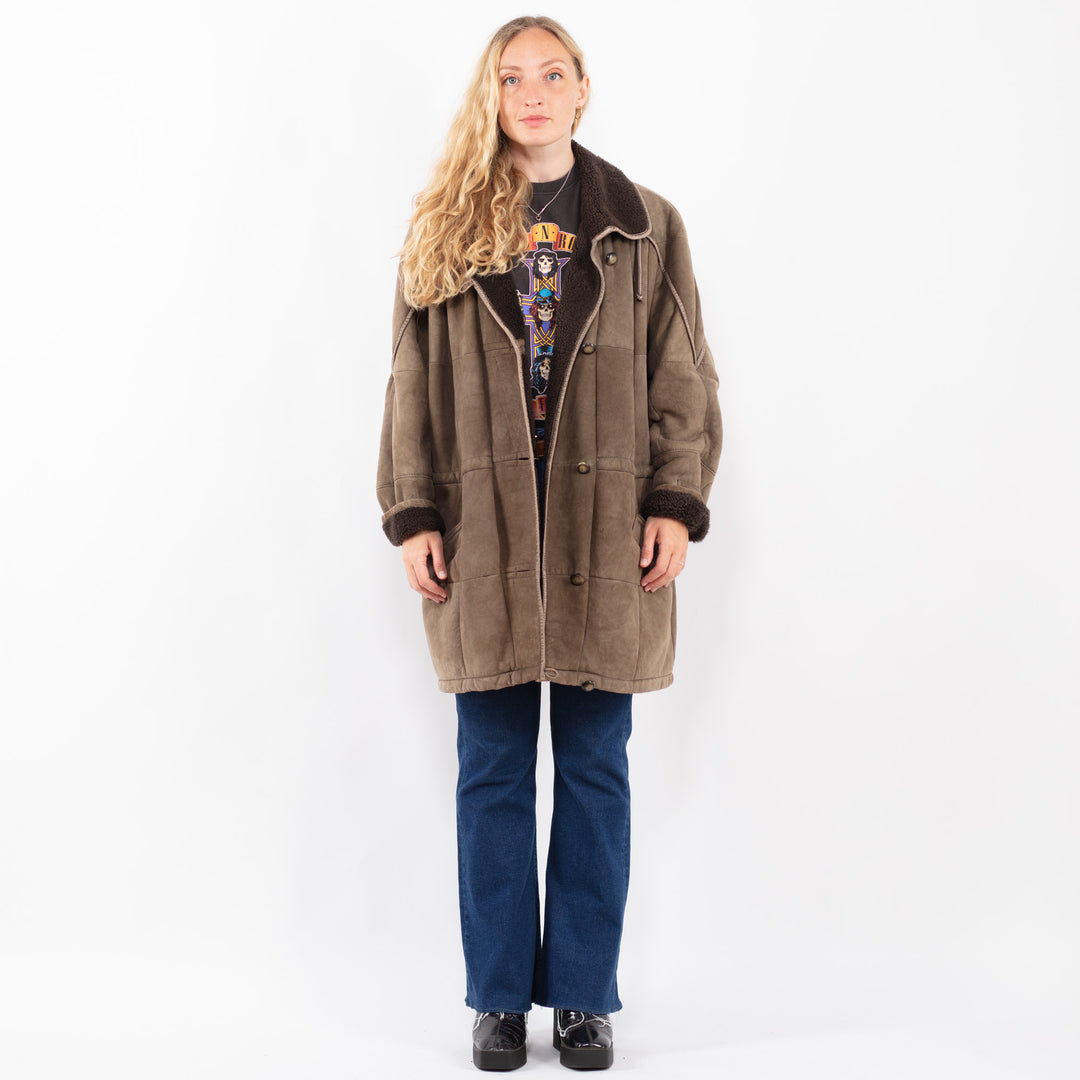 Vintage 90's Women Sheepskin Coat in BeigeA0363
