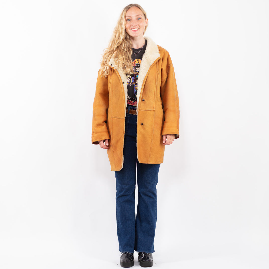 Vintage 80's Women Sheepskin Coat in BrownA0365