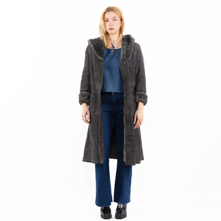 Vintage 70's Women Sheepskin Coat in GrayA0056