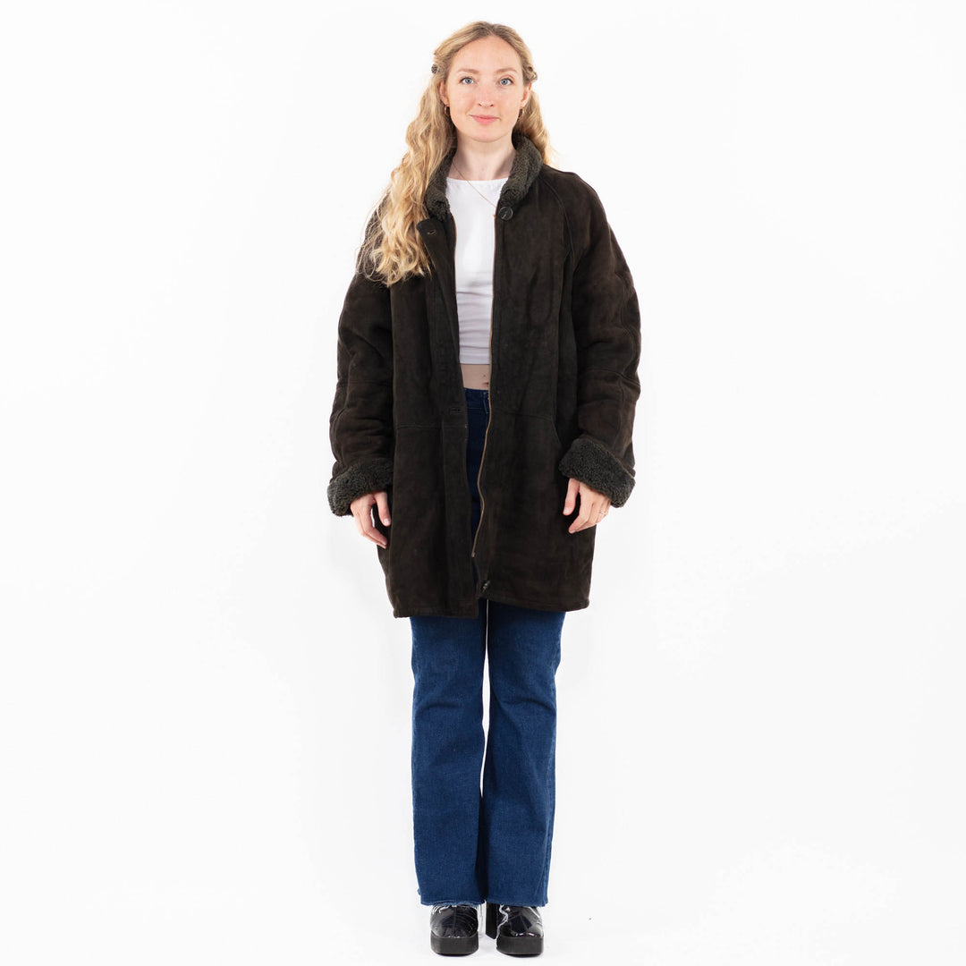 Vintage 90's Women Sheepskin Coat in Brown