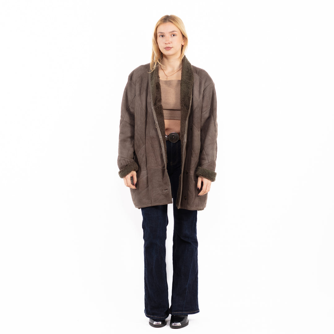 Vintage 90's Women Sheepskin Coat in Gray Brown