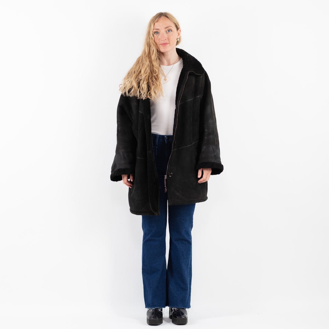 Vintage 90's Women Sheepskin Coat in BlackV9873