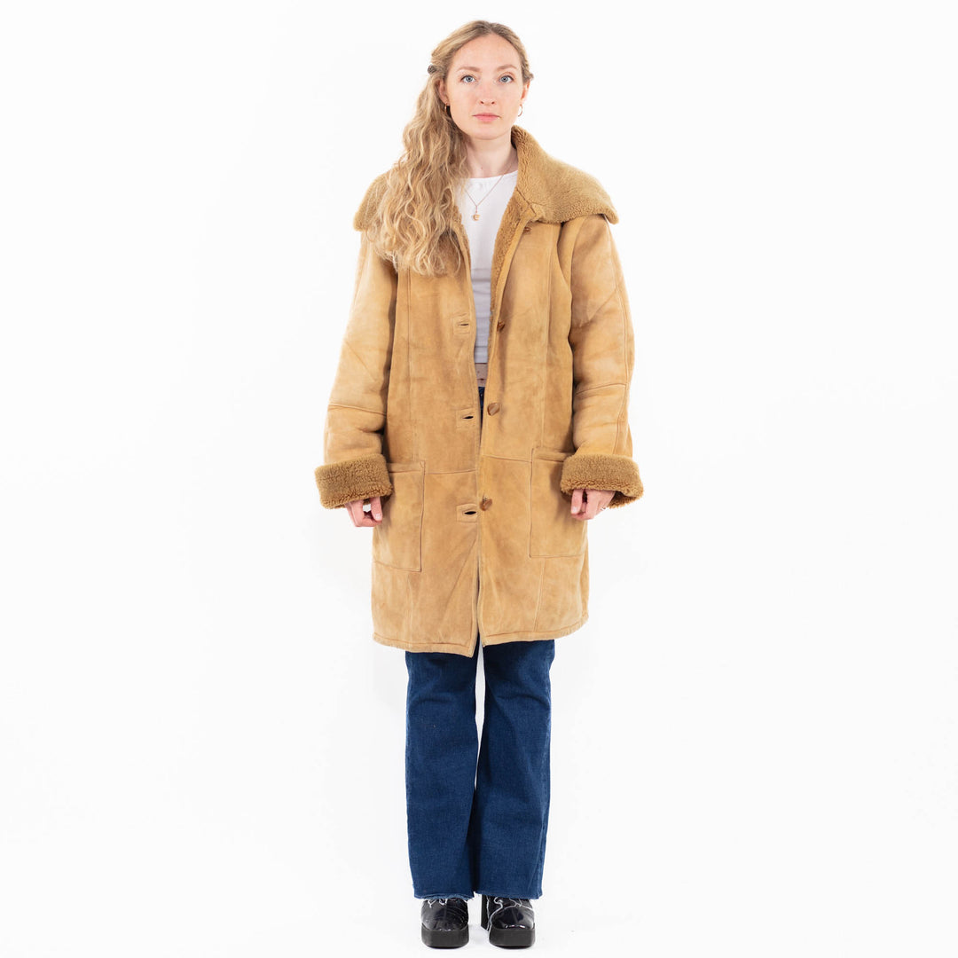 Vintage 90's Women Sheepskin Coat in Beige