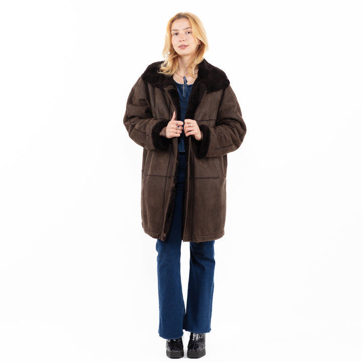 Vintage 90's Women Sheepskin Coat in BrownA0064