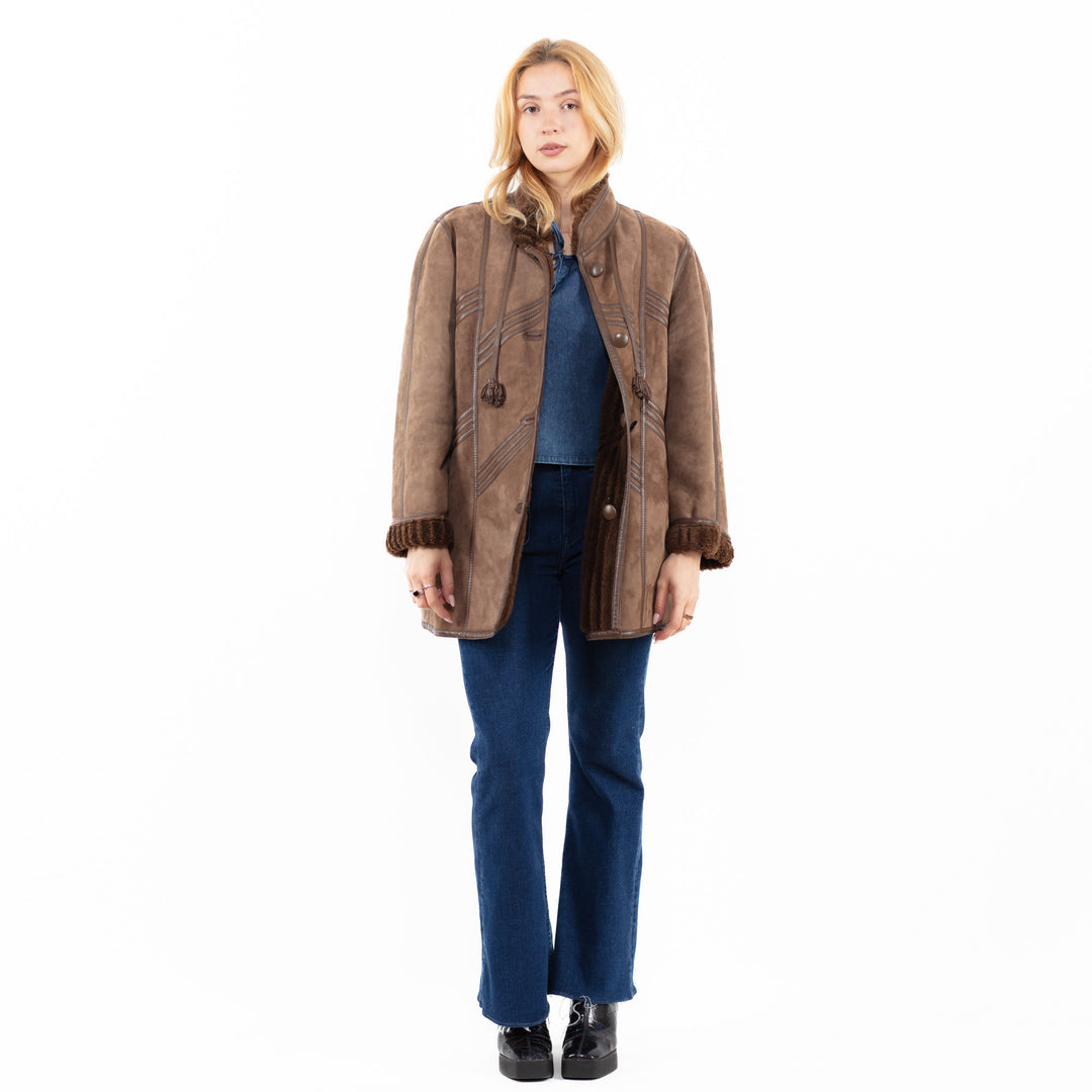 Vintage 90's Women Sheepskin Coat in BrownA0067