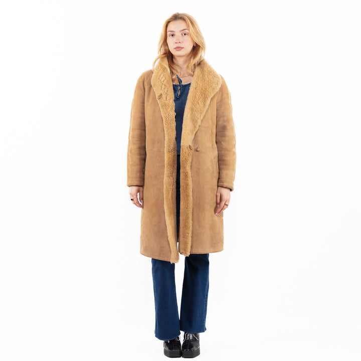 Vintage 80's Women Sheepskin Coat in BeigeA0071