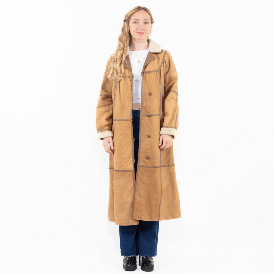 Vintage 80's Women Sheepskin Coat in Beige
