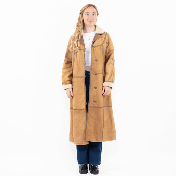 Vintage 80's Women Sheepskin Coat in Beige