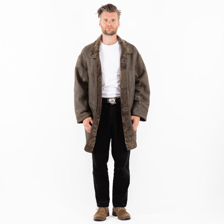 Vintage 90's Men Sheepskin Coat in BrownZ1854