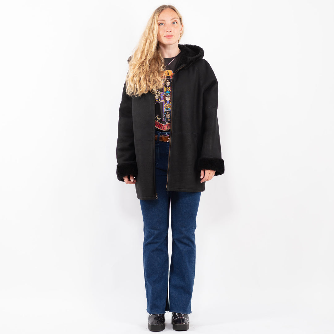 Vintage 90's Women Sheepskin Coat in BlackA0399