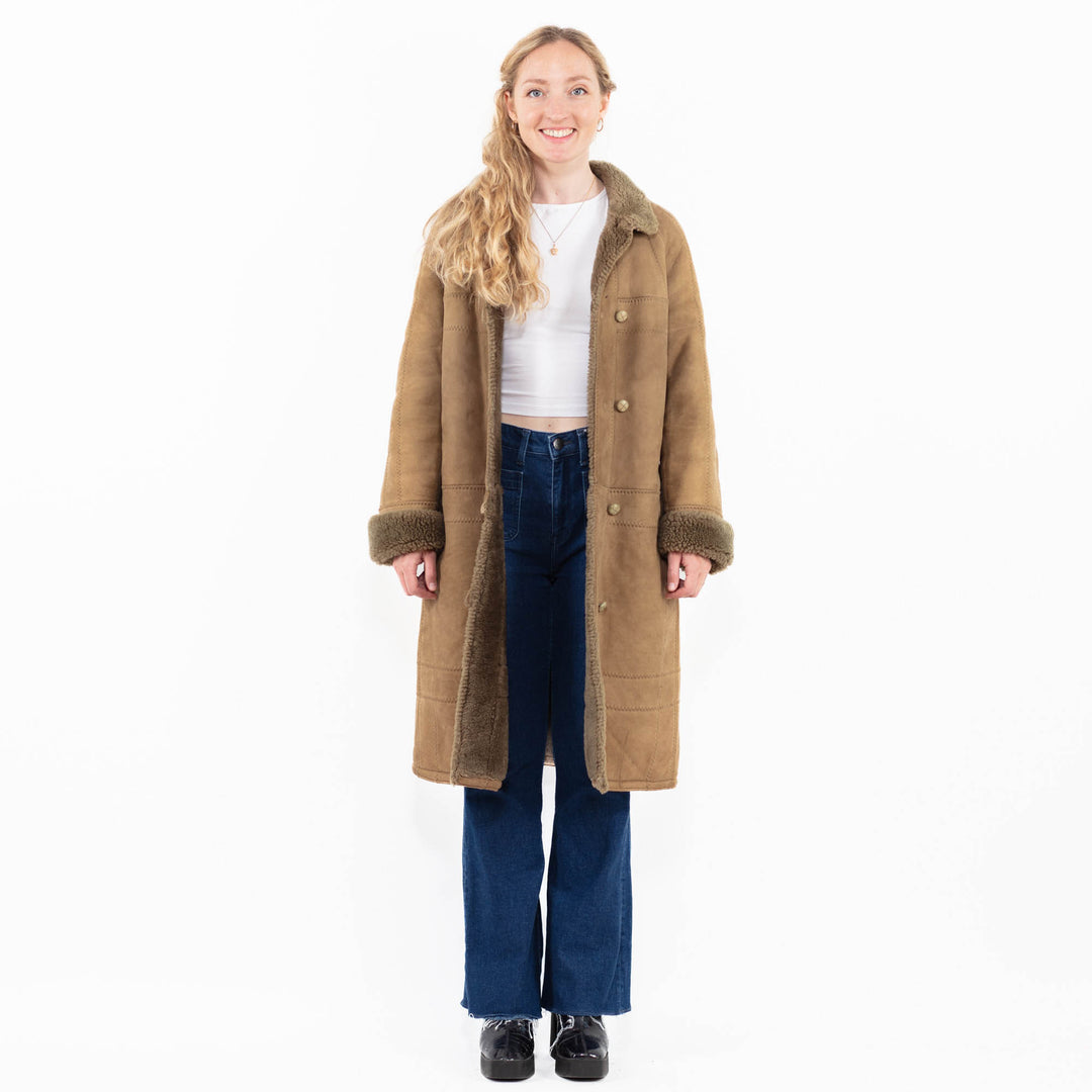 Vintage 70's Women Sheepskin Coat in Beige