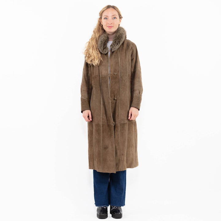 Vintage 80's Women Sheepskin Coat in Beige