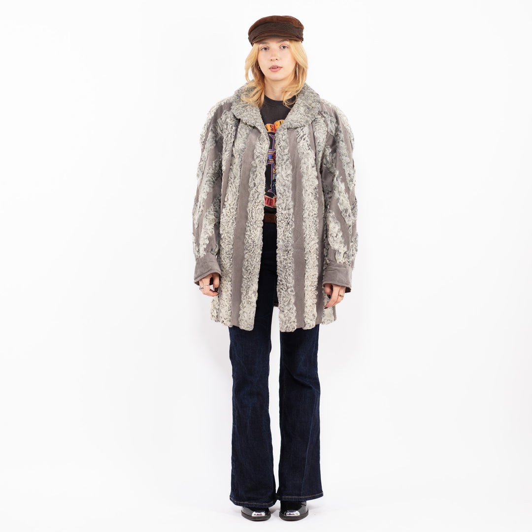 Vintage 70's Women Shearling Suede Coat in Gray