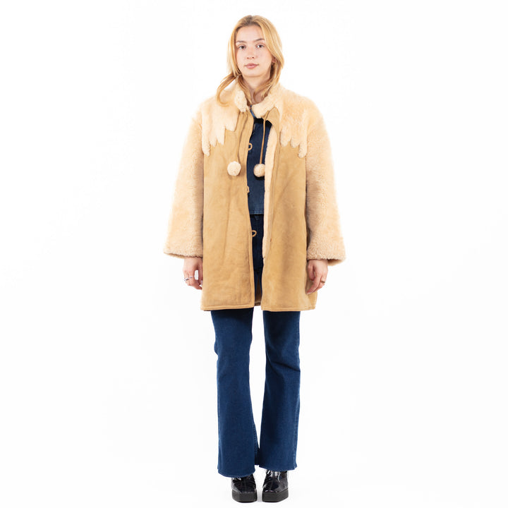 Vintage 70's Women Sheepskin Shearling Coat in BeigeA0103