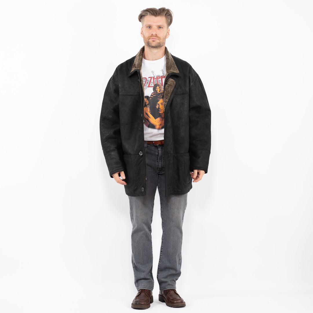 Vintage 90's Men Sheepskin Coat in BlackZ2105