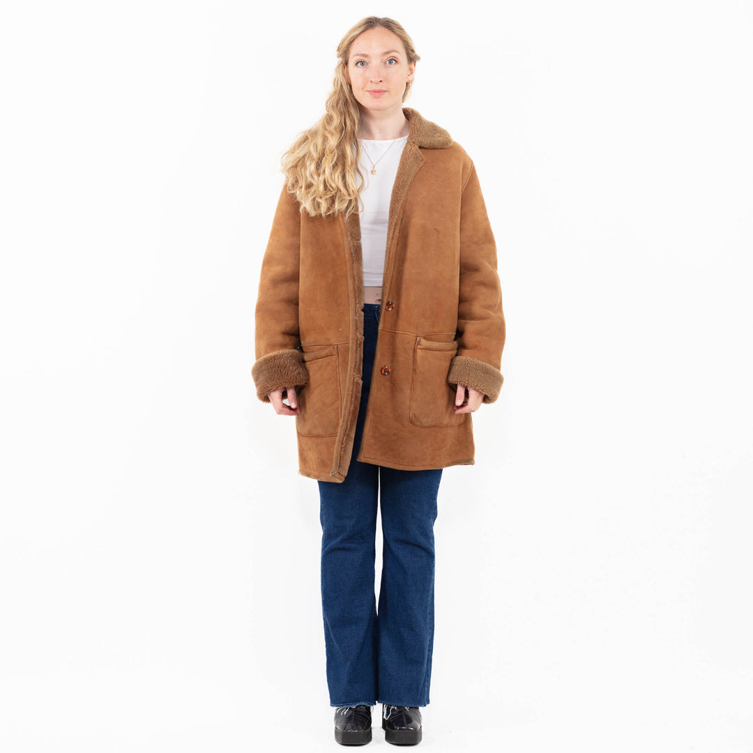 Vintage 90's Women Sheepskin Coat in Brown