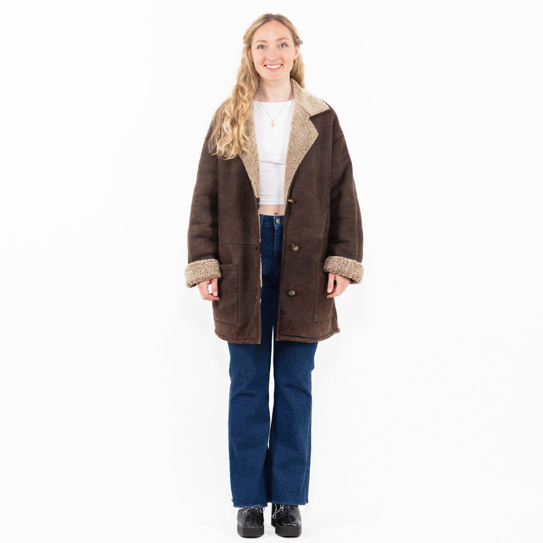 Vintage 90's Women Sheepskin Coat in Brown