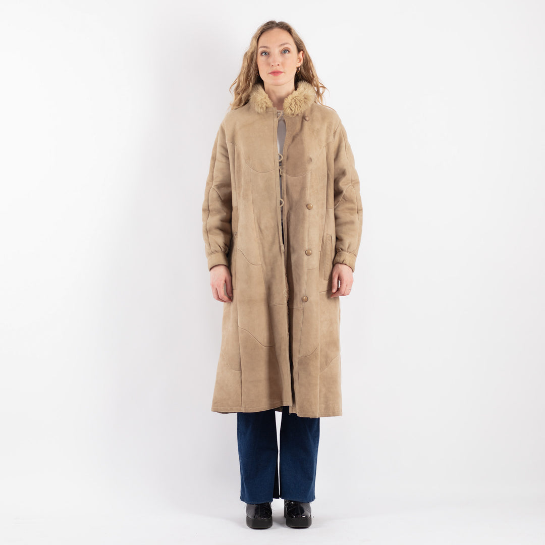Vintage 80's Women Sheepskin Coat in BeigeV9176