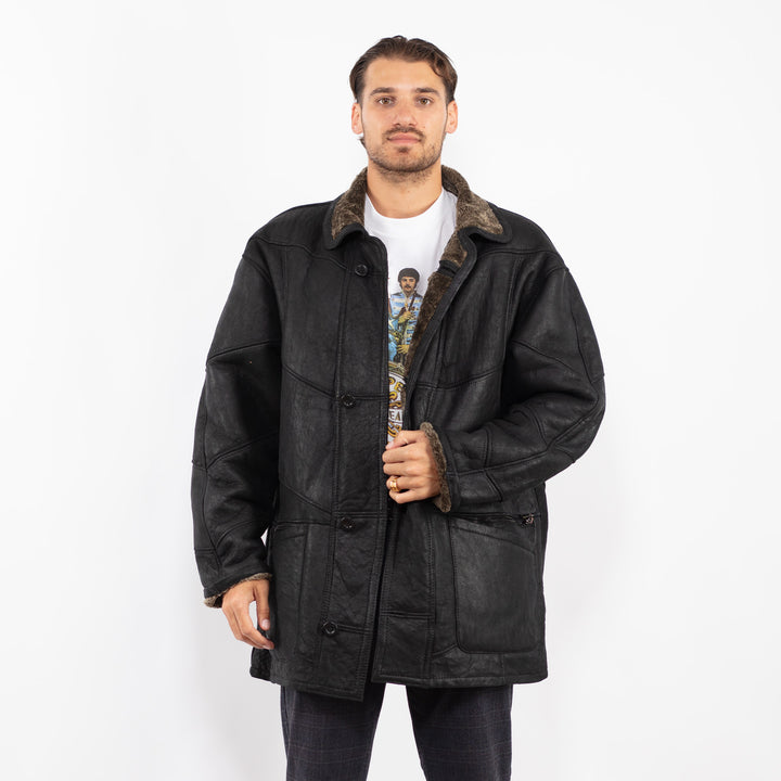Vintage 90's Men Sheepskin Coat in BlackZ2238