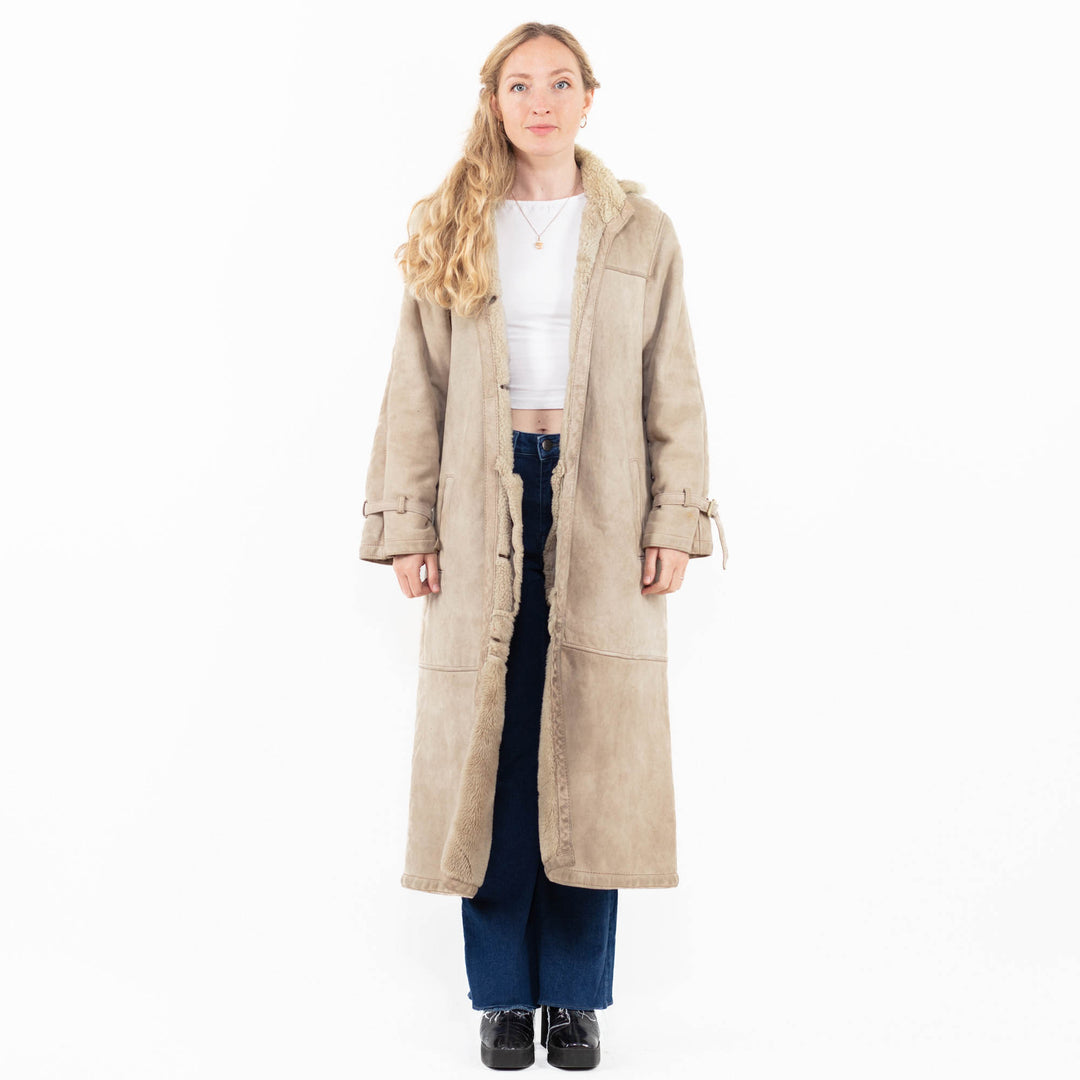 Vintage 90's Women Sheepskin Coat in Beige