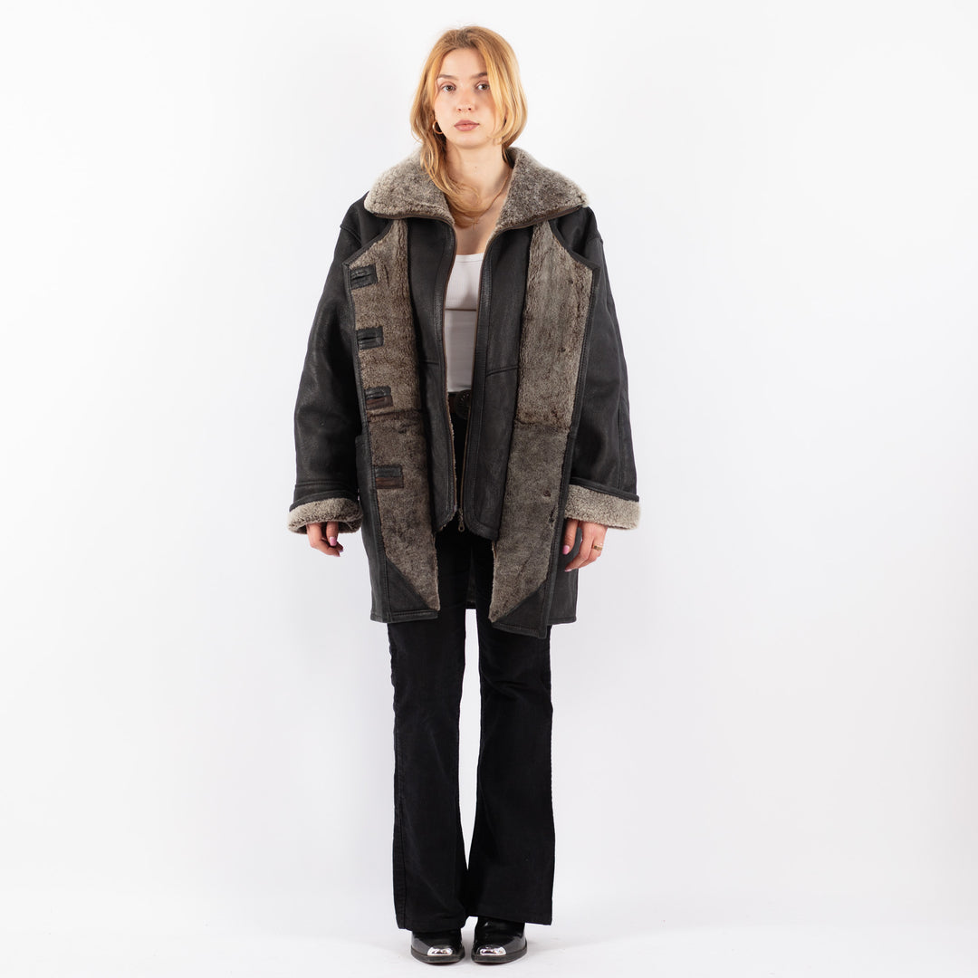 Vintage 90's Women Sheepskin Shearling Coat in BlackV9687