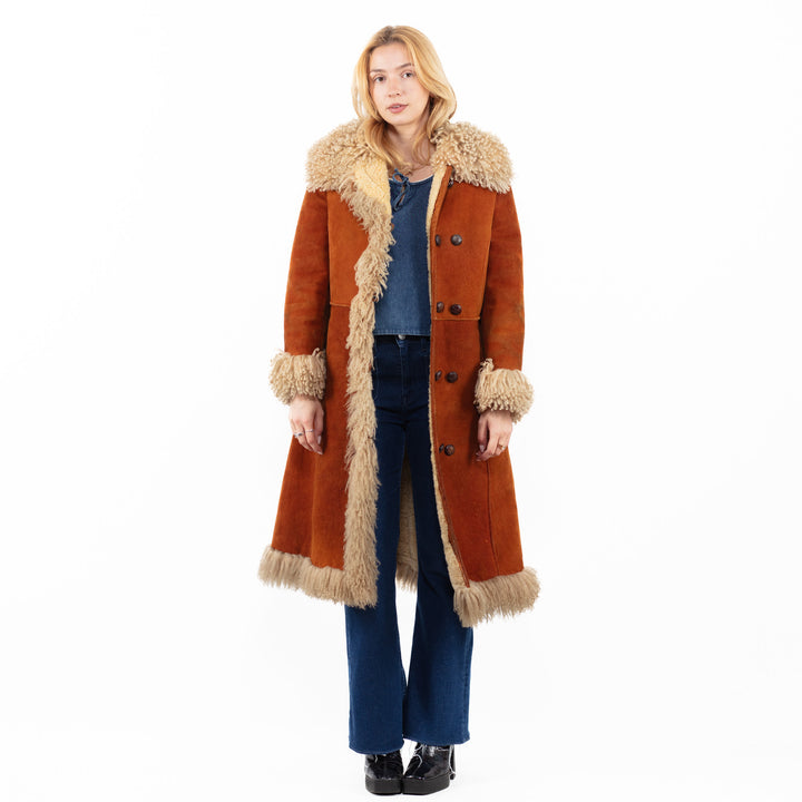Vintage 70's Women Sheepskin Coat in BrownA0135