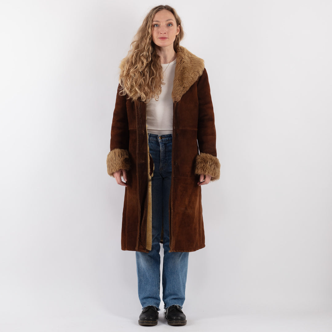 Vintage 70's Women Sheepskin Shearling Coat in BrownV9281