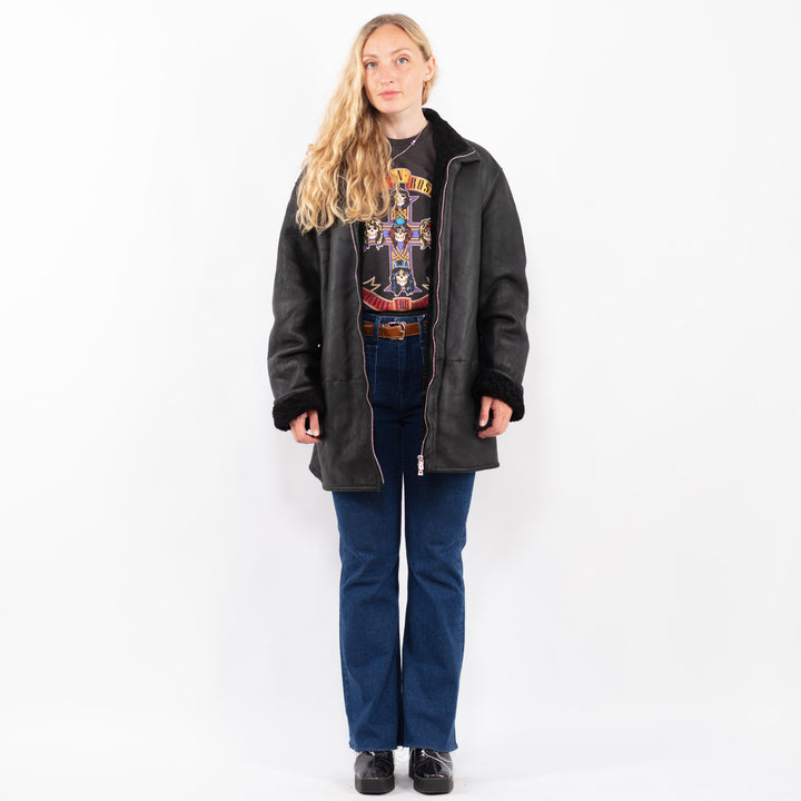 Vintage 90's Women Sheepskin Coat in BlackA0479