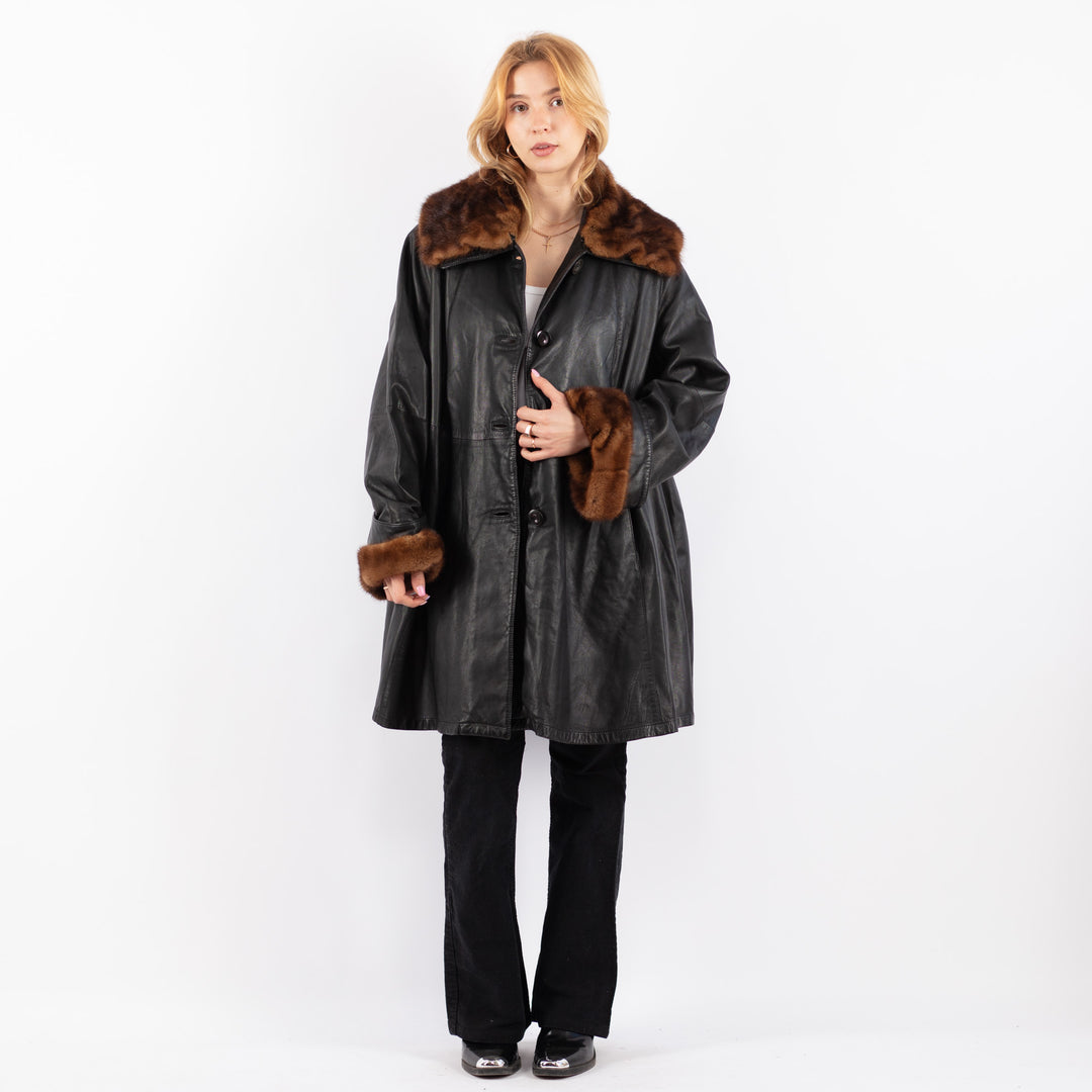 Vintage 90's Women Leather Coat in BlackV9727