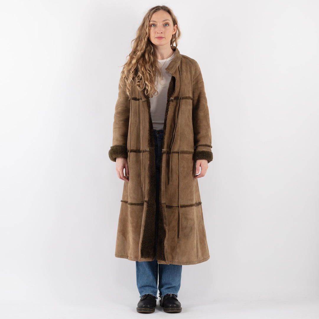 Vintage 80's Women Sheepskin Coat in BeigeV9319