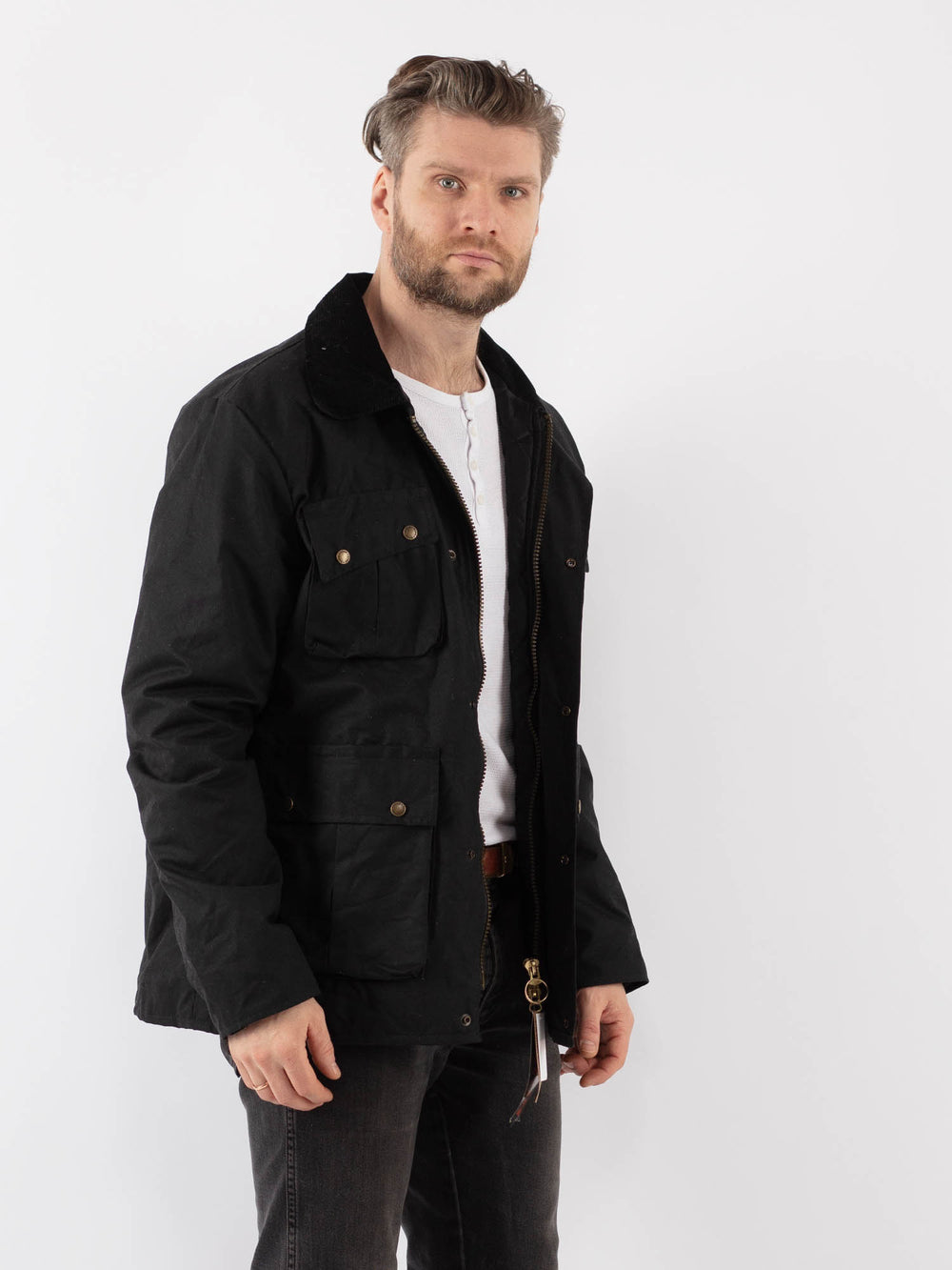 Vintage 00's Men Waxed Canvas Jacket in BlackZ931