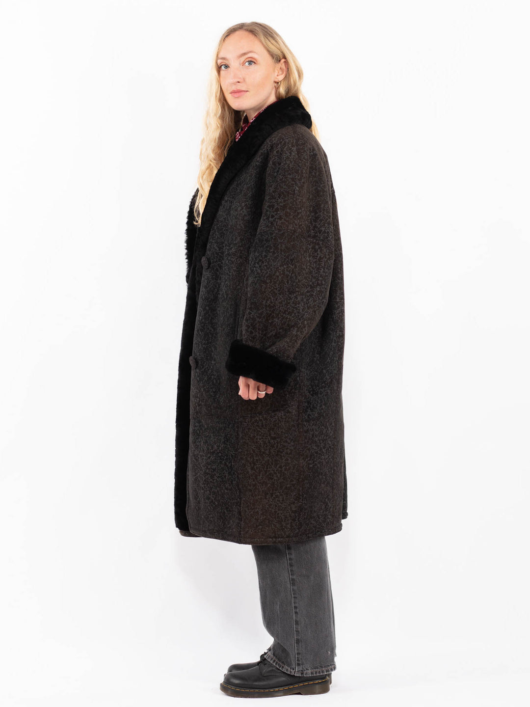 Vintage 90's Women Faux Sheepskin Coat in BlackA0624