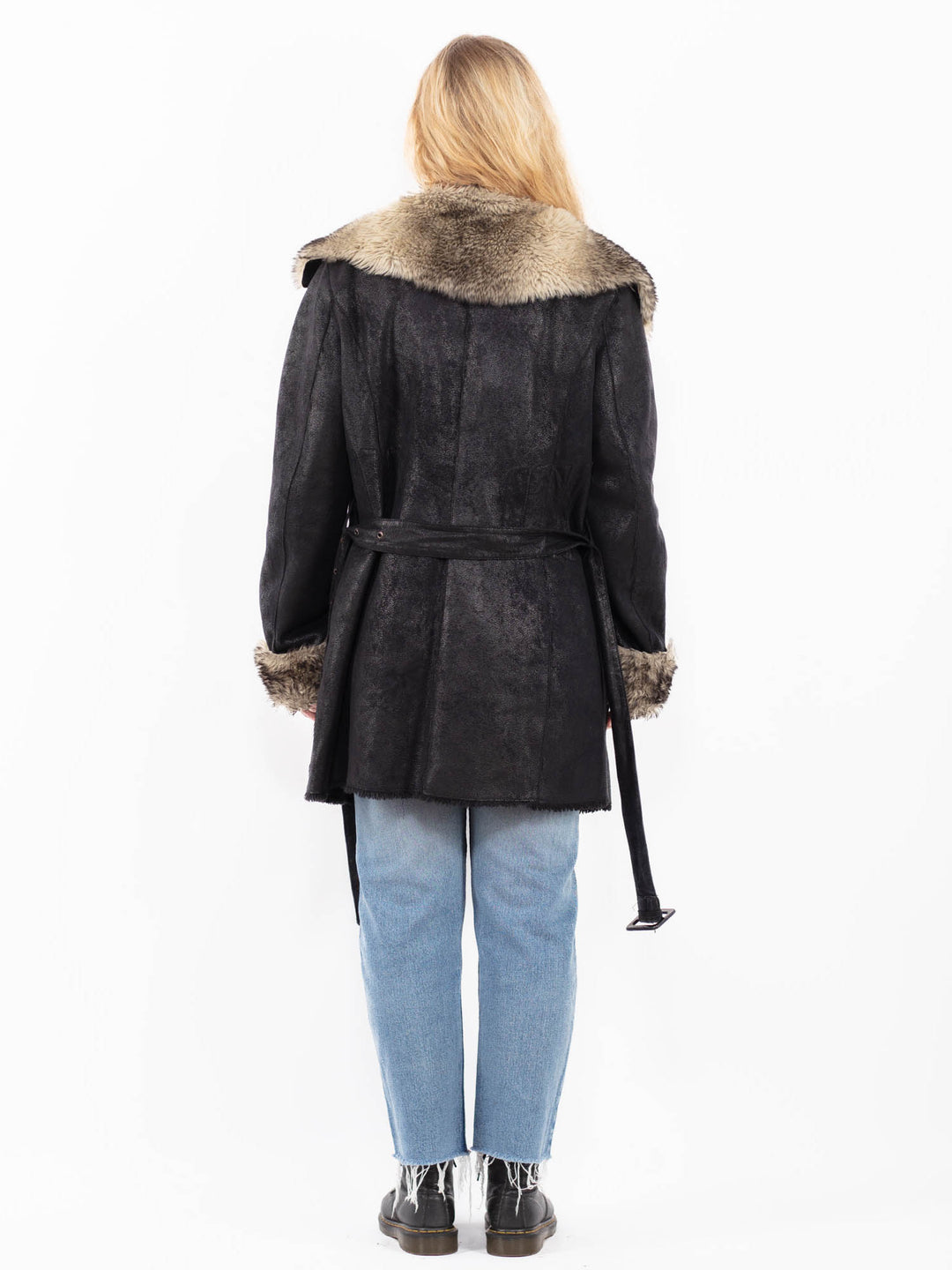 Vintage 00's Women Faux Sheepskin Coat in BlackA0568