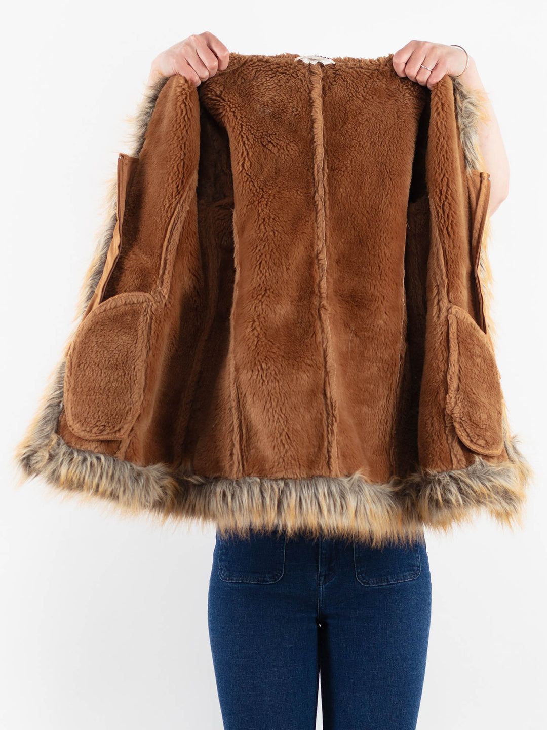 Vintage 00's Women Faux Sheepskin Coat in BeigeV9925