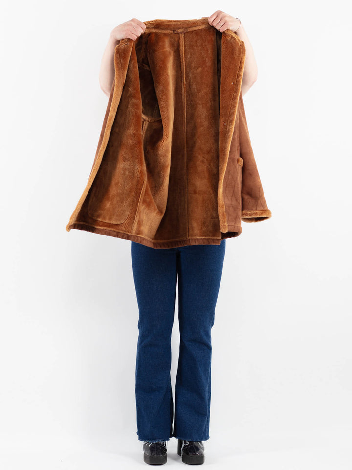 Vintage 00's Women Faux Sheepskin Coat in BrownV9935