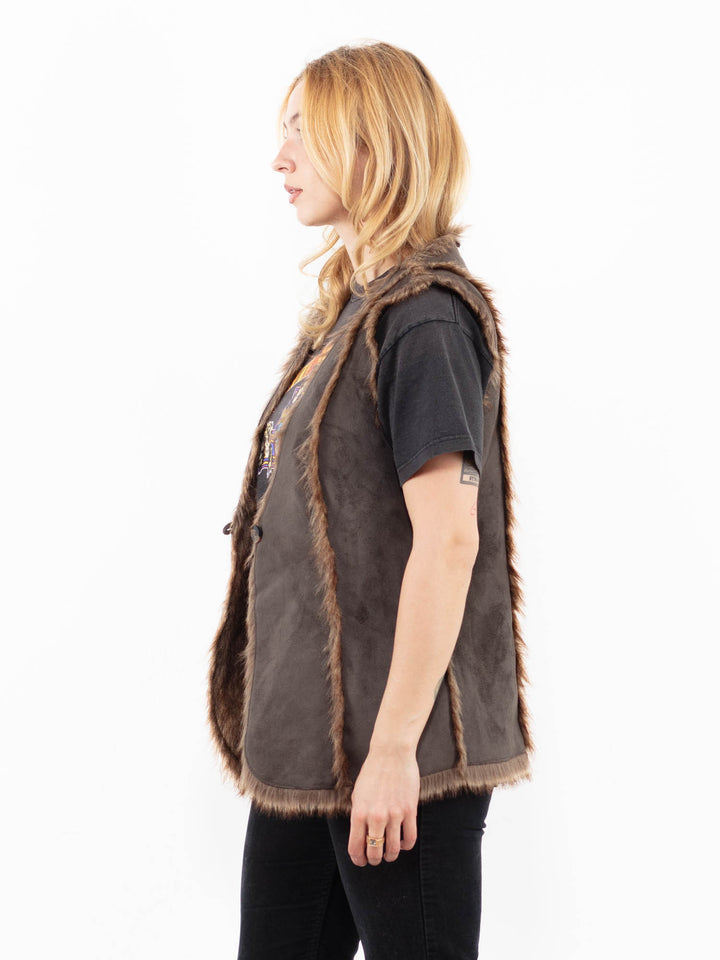 Vintage 00's Women Faux Sheepskin Vest in BrownA0233