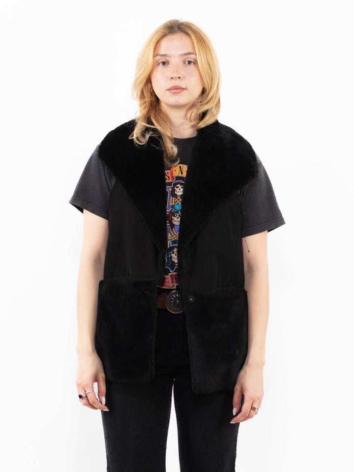 Vintage 00's Women Faux Sheepskin Vest in BlackA0235