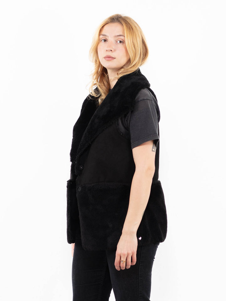 Vintage 00's Women Faux Sheepskin Vest in BlackA0235