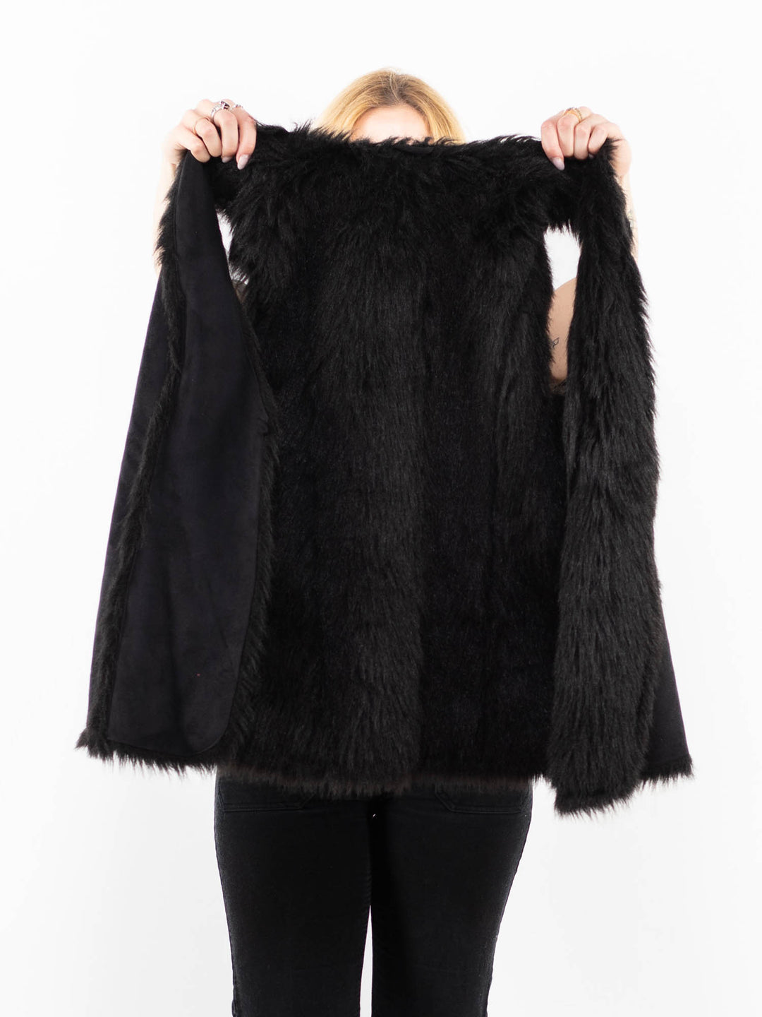 Vintage 00's Women Faux Sheepskin Vest in BlackA0237